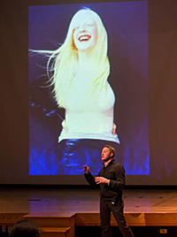 Award-winning former fashion photographer Rick Guidotti encourages Einstein medical students to change how they see. In an inspiring lecture, he detailed his work photographing those with genetic disorders.
