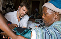 Dan Kelly, M.D., in Sierra Leone, where he has established a clinic to help care for the nation’s amputee communities